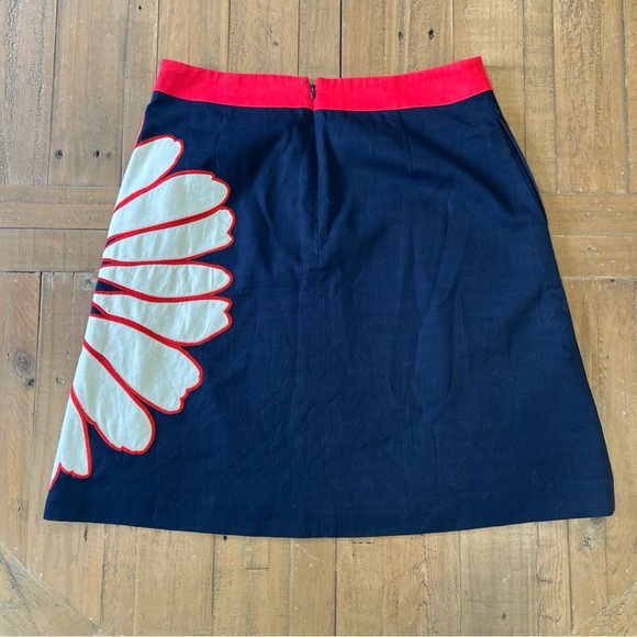 Boden Floral Appliqué Navy Skirt US 6 Daisy Boho Preppy Knee Length A-line - Picture 7 of 10